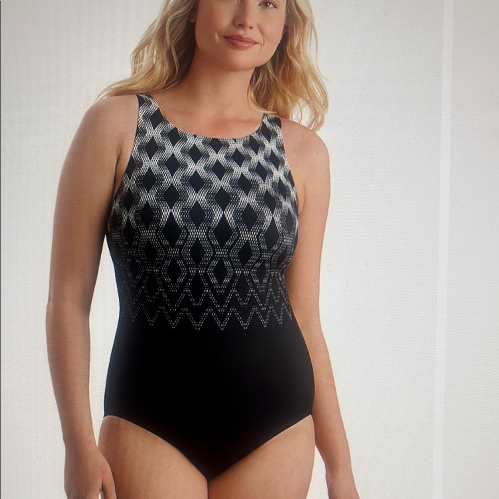 Swim Solution Sport women’s high neck tank swimsuit. Size 16